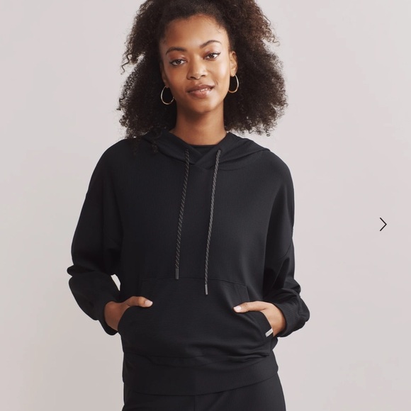 RHONE “Ripple” Black Hoodie Size Small Excellent Condition! - Picture 1 of 15